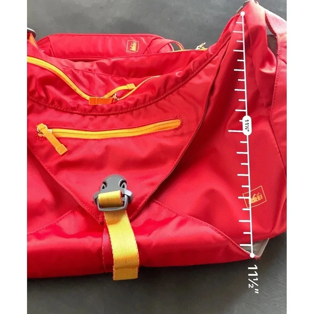 REI Messenger Bag Red Orange Large Shoulder Crossbody Travel Commuter Gorpcore